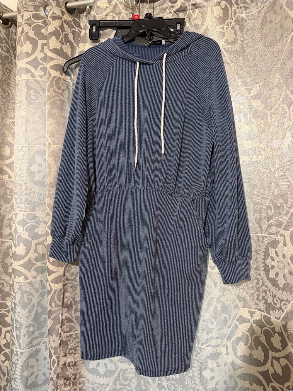 NWOT Gilli Navy Ribbed Hooded Knit Dress
